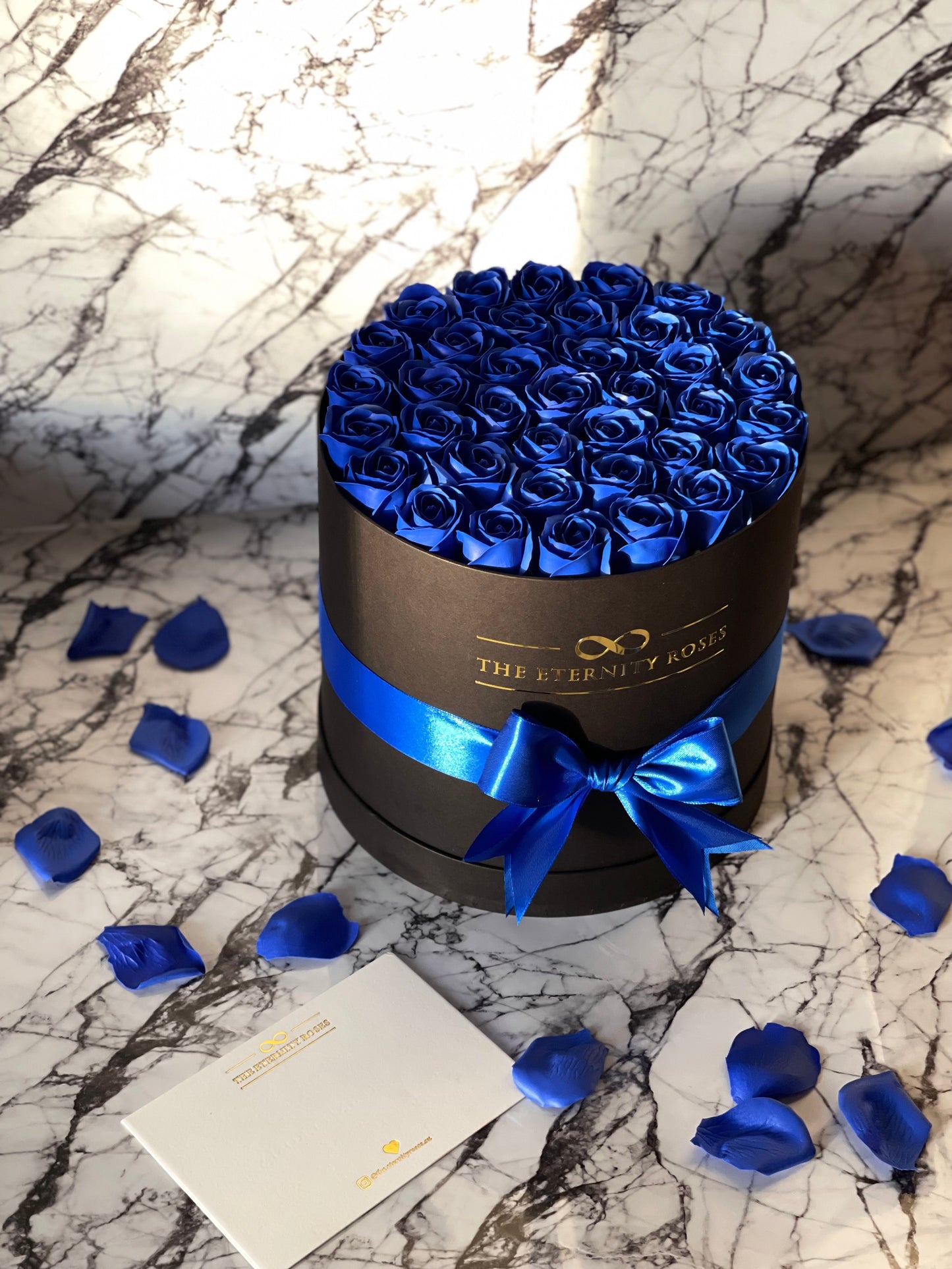 Cylinder Flower Box Blue on Black