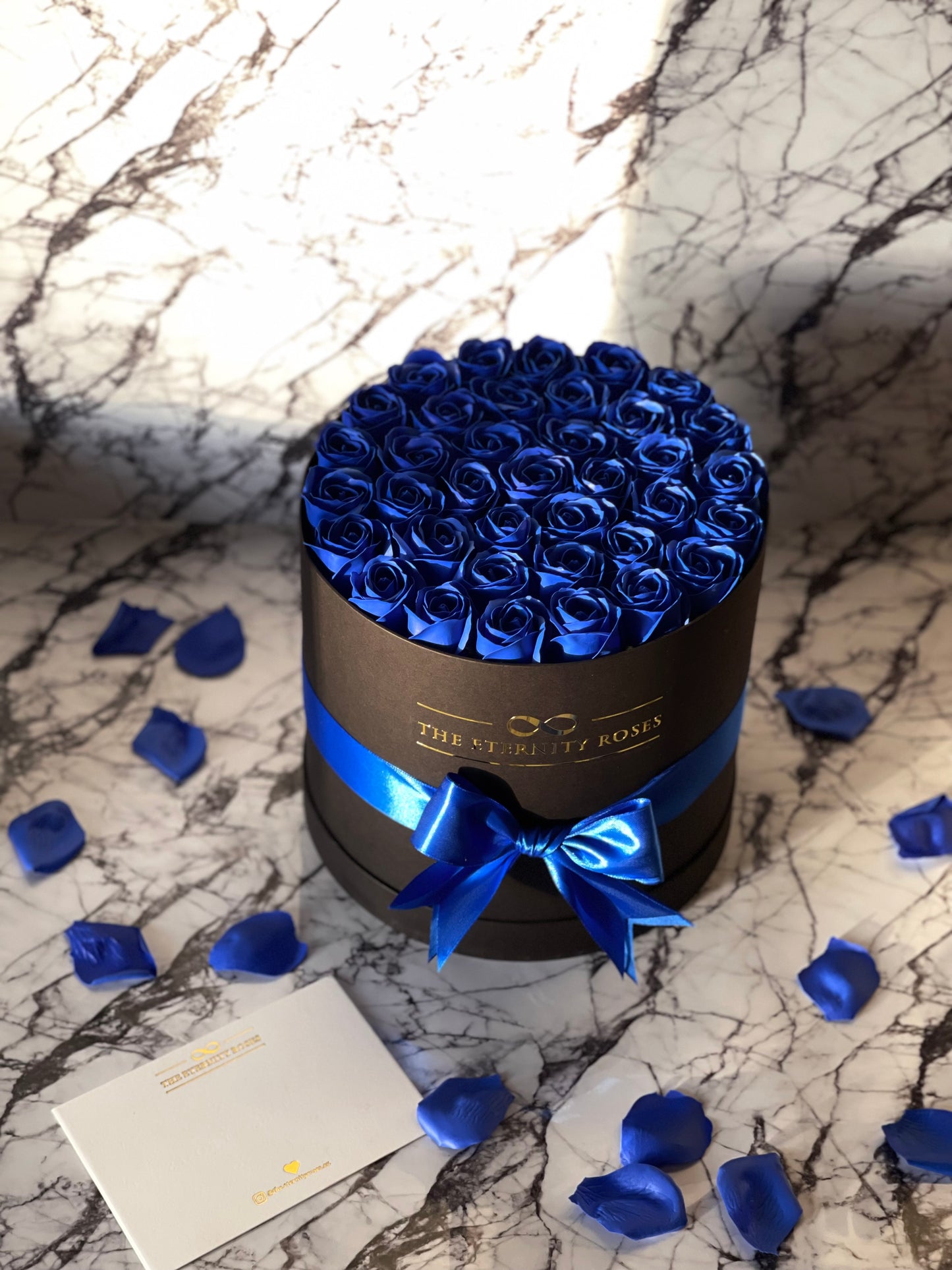 Cylinder Flower Box Blue on Black