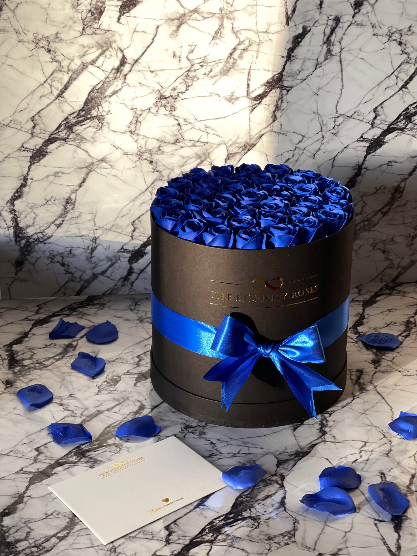 Cylinder Flower Box Blue on Black