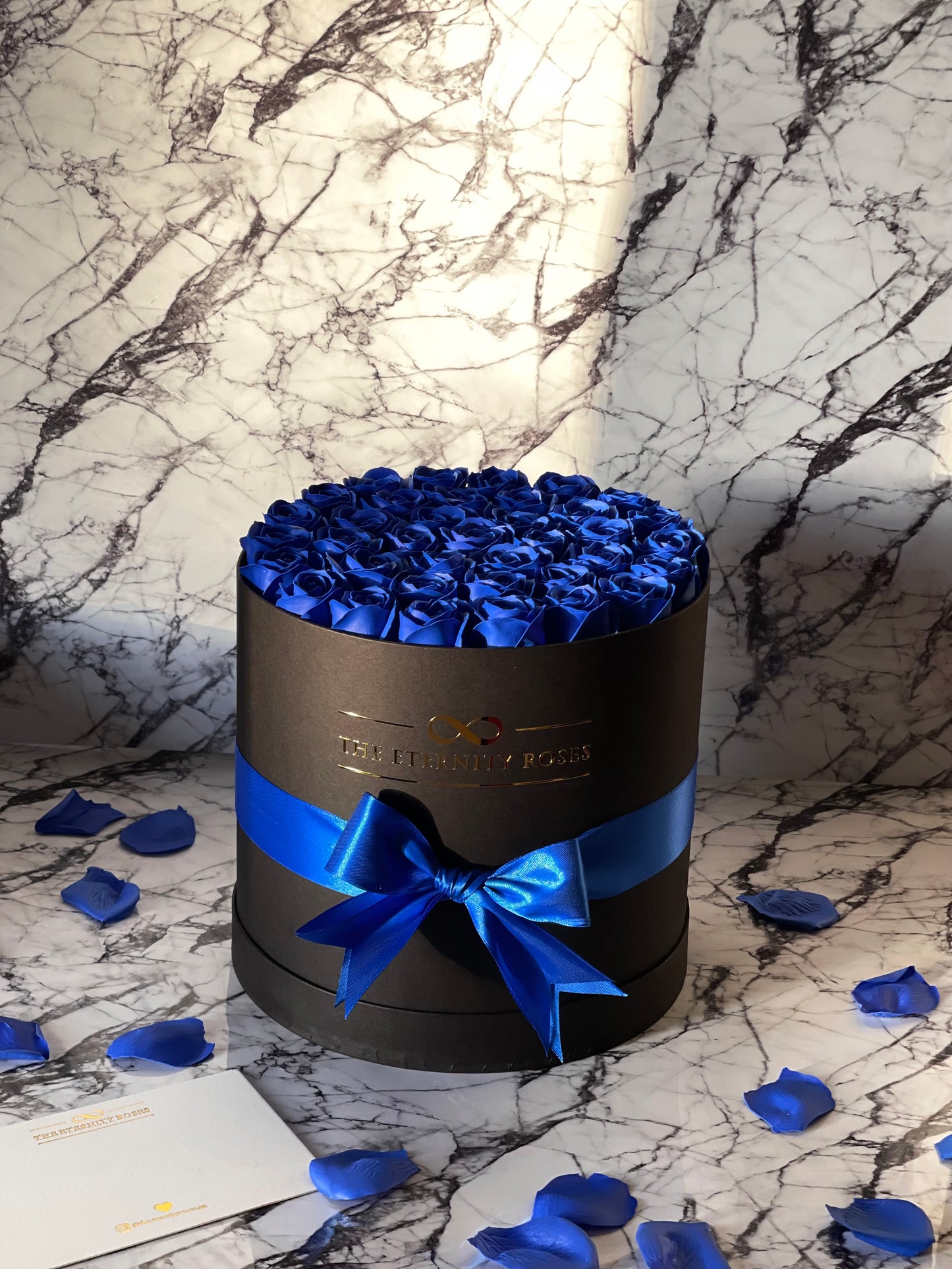 Cylinder Flower Box Blue on Black