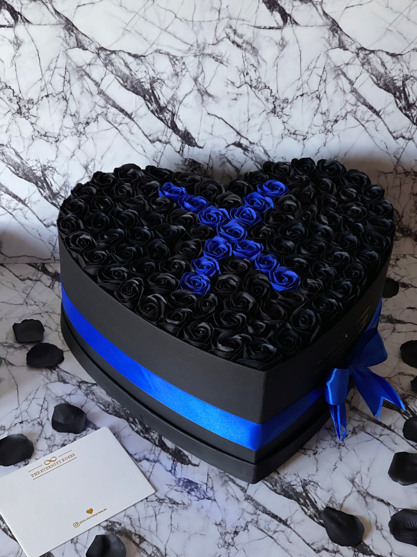 XXL Heart Letter Flower Box Black & Blue on Black