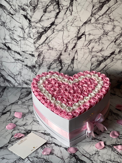 XXL Double Heart Flower Box Pink & White on White