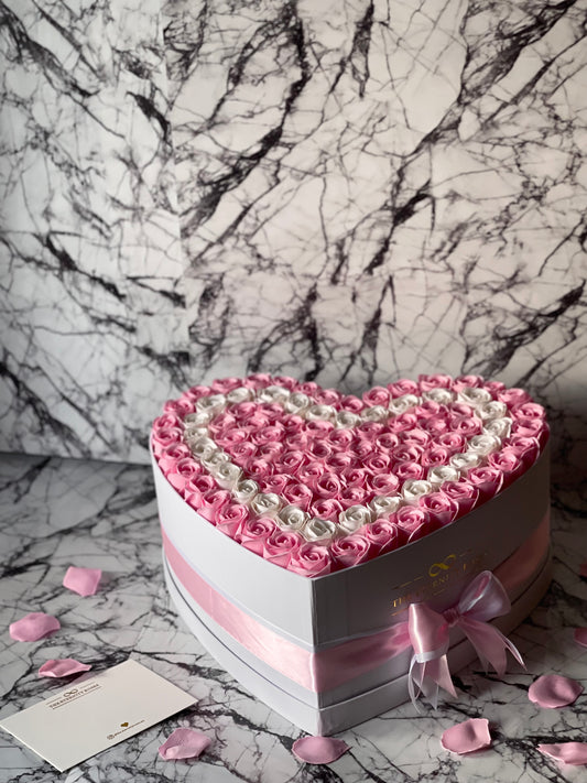 XXL Double Heart Flower Box Pink & White on White