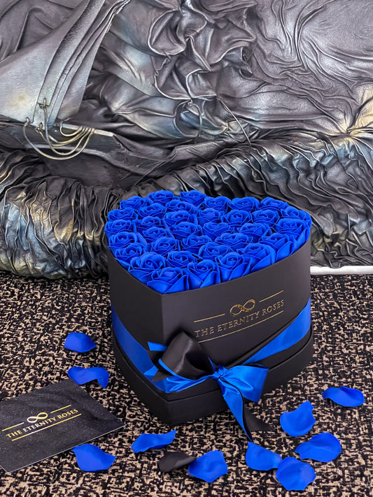 Heart Flower Box Blue on Black