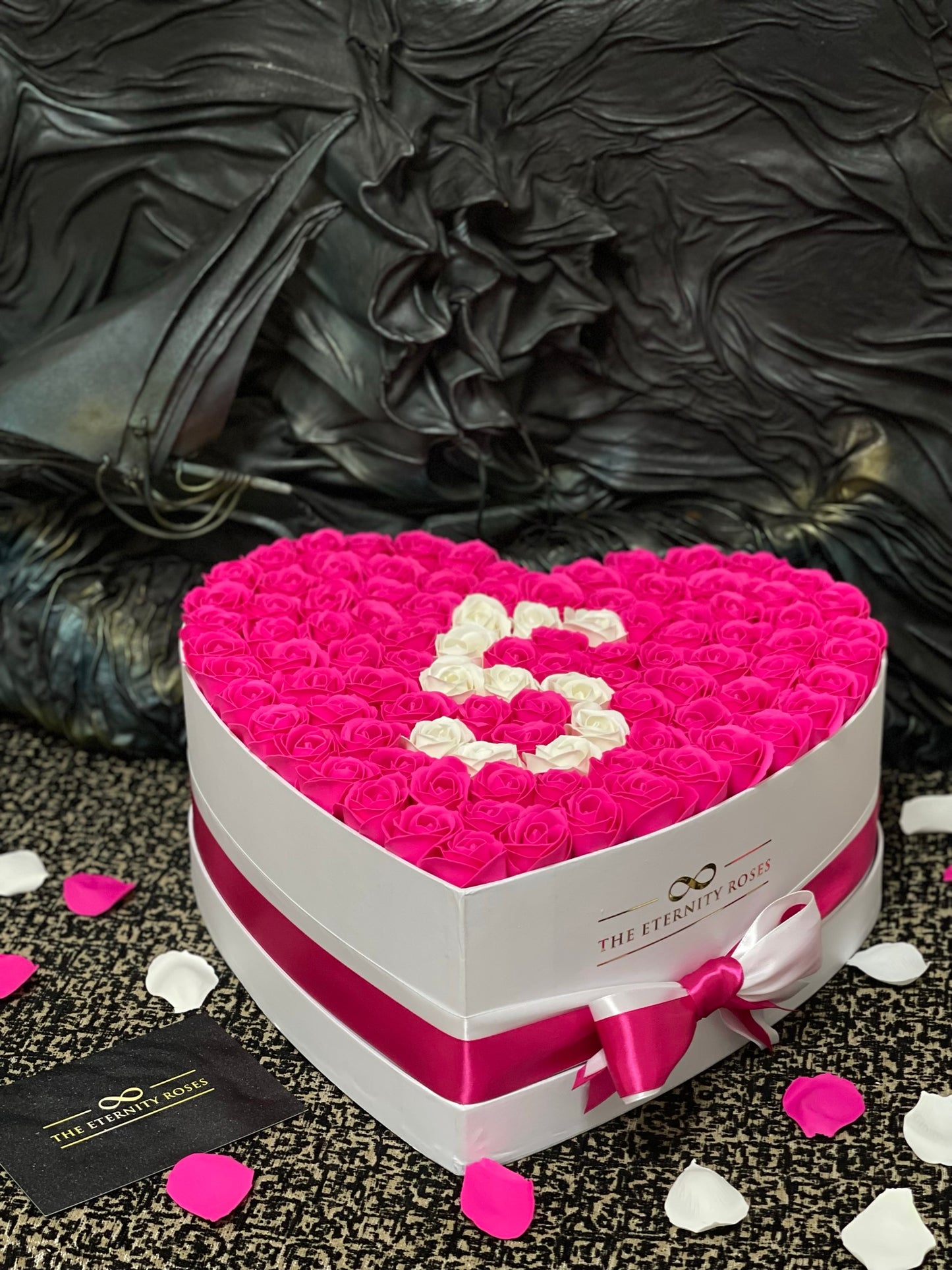 XXL Heart Number Flower Box Intense Pink & White on White