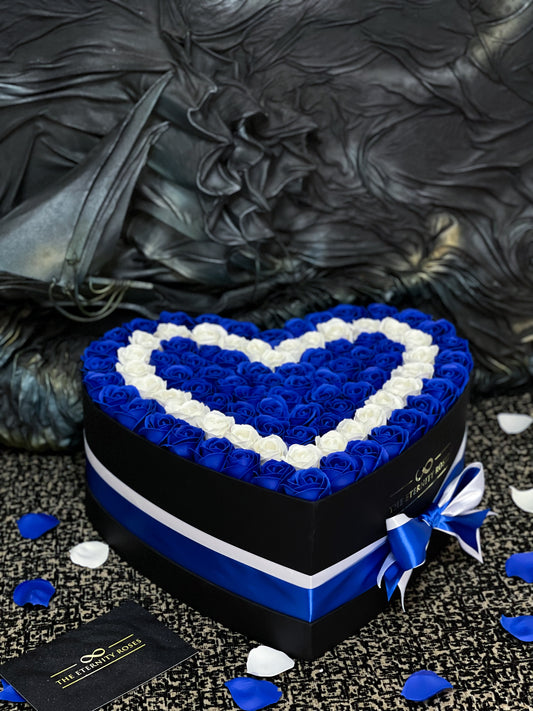 XXL Double Heart Flower Box Blue & White on Black