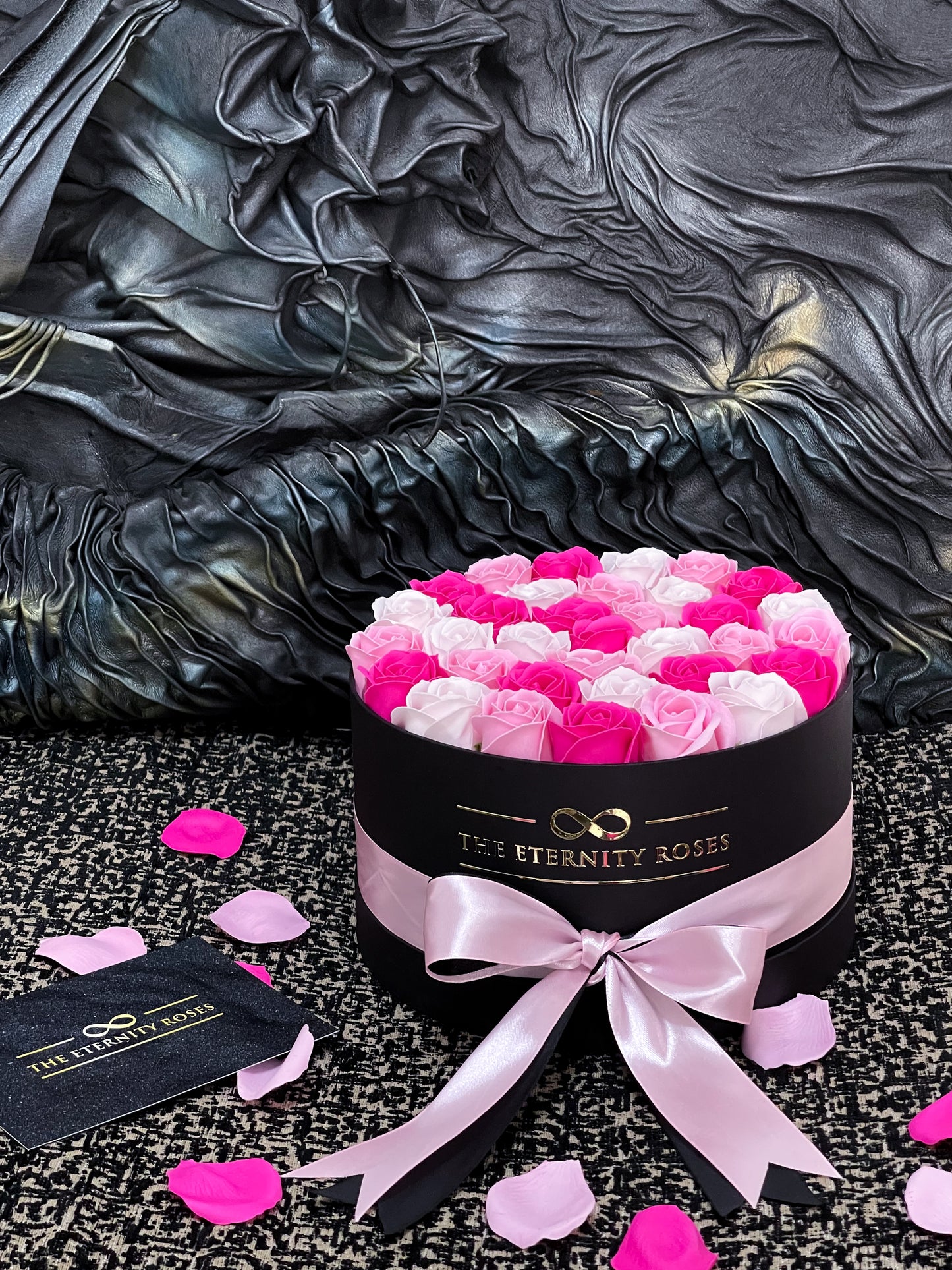 Medium Tricolour Flower Box Pink & Light Pink & Intense Pink on Black