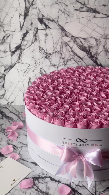 XXL Flower Box Pink on White