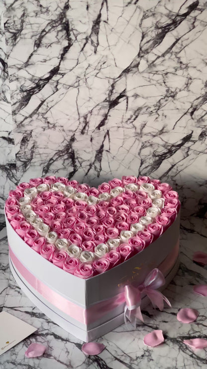 XXL Double Heart Flower Box Pink & White on White