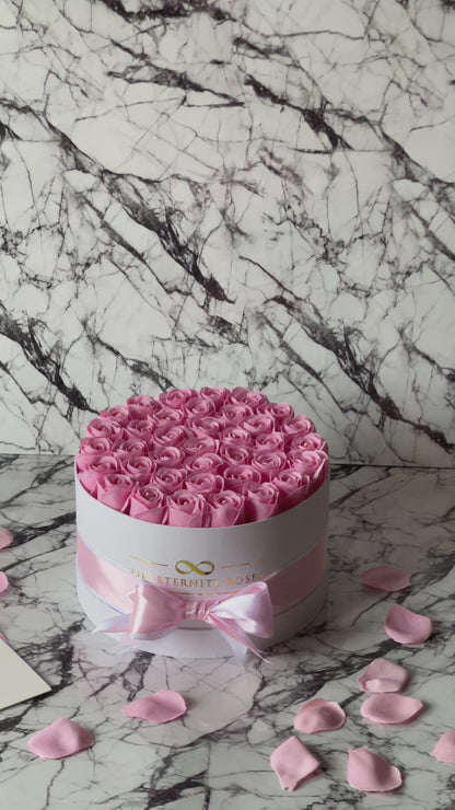 Medium Flower Box Pink on White